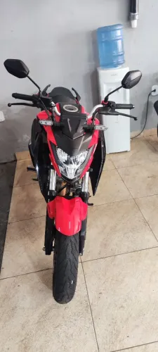 HONDA CB TWISTER 300f VERMELHA 2024 Shalon veículos Cariacica 