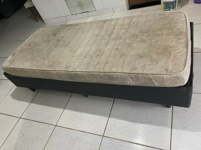 Cama de solteiro (ACEITO CARTÃO)