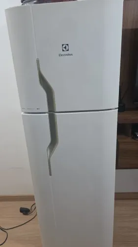 Geladeira Electrolux Frostfree 261L Duplex Branca DF35A