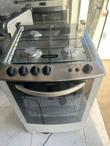 Vendo fogão Brastemp 4 bocas