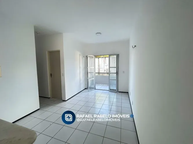 Apartamento com 2 dormitórios à venda, 47 m² por R$ 215.000,00 - Parque Iracema - Fortalez