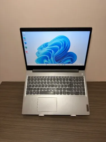 NOTEBOOK LENOVO I3 SSD NVMe 256GB
