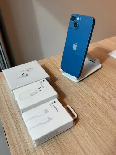 iPhone 13 ? 256 GB ? Bateria 95% ? Sem Marcas