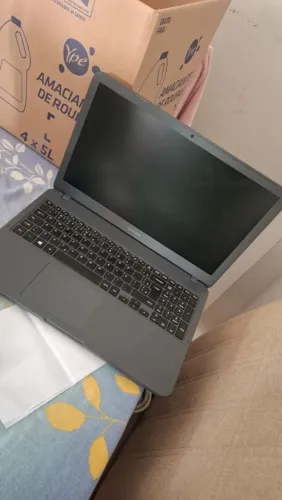 ?Notebook Rápido! Intel i3 7ª Gen | 8GB RAM | SSD 512GB (Super Conservado)