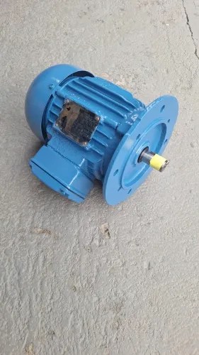 Motor elétrico trifásico 1.5 cv rotação: 3440 alta Rotação