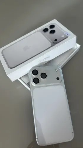 IPhone 17 Pro Max 1T