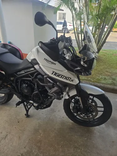 Vende se ou troca.
