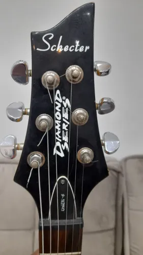 Guitarra schecter daimond series 
