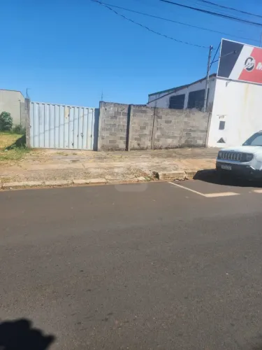 Terrenos para venda no bairro Pampulha.