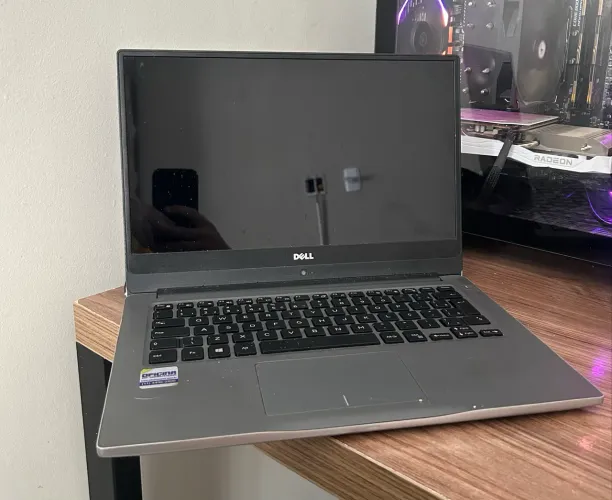 Notebook Dell - i7 7460 - 16gb ram - SSD + HD