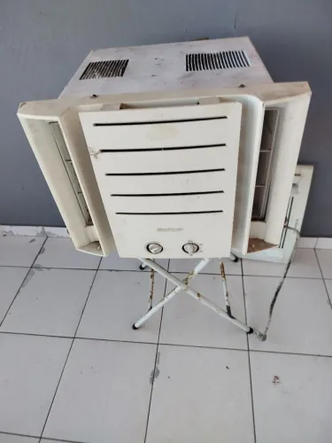 Ar condicionado de janela