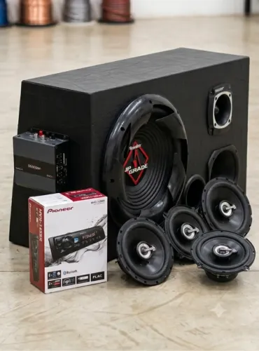 Som Automotivo Completo: Rádio Pioneer + Módulo SounDigital + Caixa Trio Bomber Upgrade