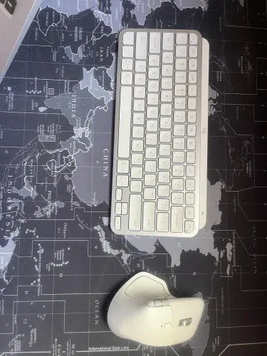 Teclado MX Keys mini branco + MX Master 4 Branco