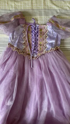 Fantasia Rapunzel Infantil