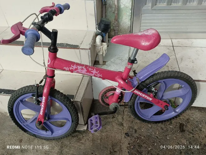 Bicicleta aro 16 usada meno de 1 ano