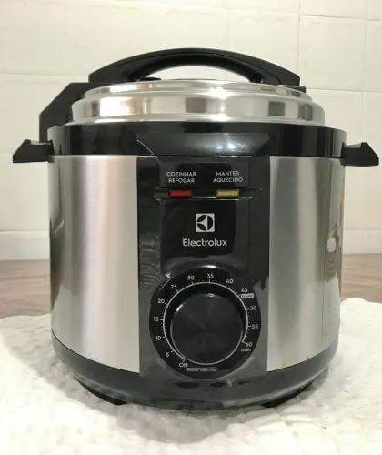 Panela de pressão elétrica Electrolux, 5L