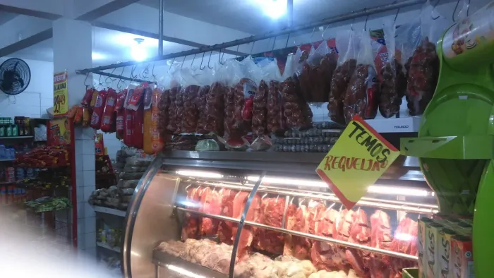 Sou açougueiro tenho experiência na carteira