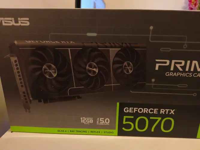 RTX 5070 Lacrada