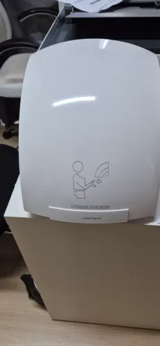 Secador elétrico de Mãos 