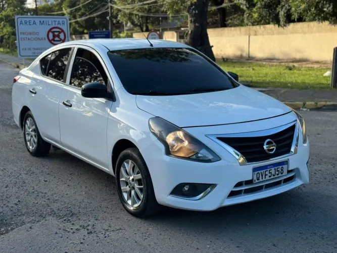 Nissan Versa 1.0 12V Flexstart 4P Mec. 2020