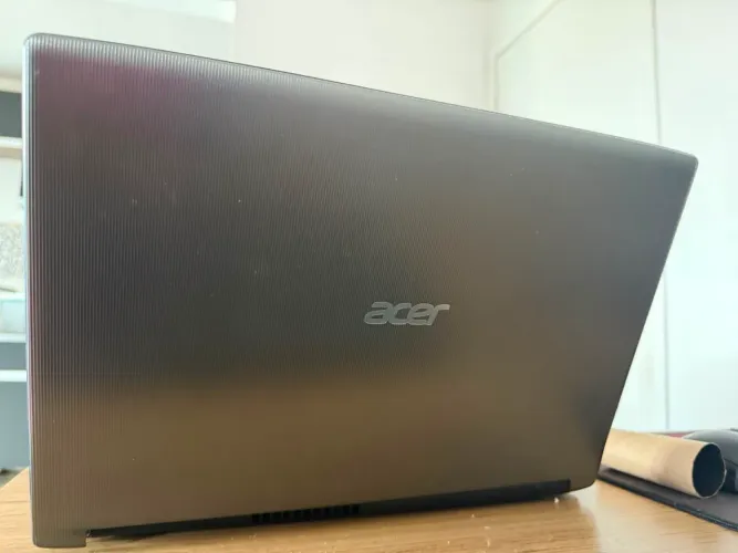 Notebook para retirada de peças 