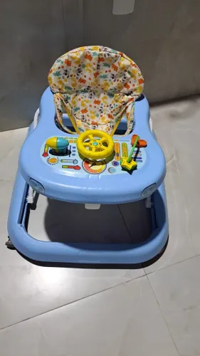 Andador infantil musical 