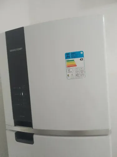 Vende-se Geladeira Brastemp Frost Free Modelo BRM54 Branca Nova 