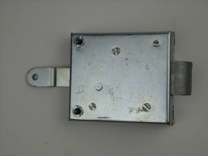 Fecho Fechadura Porta Dianteira Kombi Corujinha Vovozinha até 75