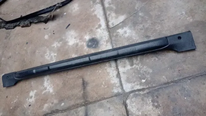 Spoiler C3 aircross direito