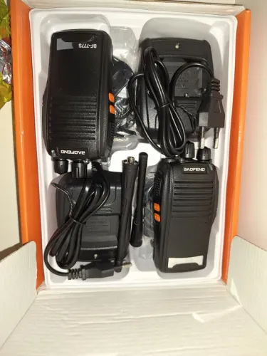 Kit 2 Radio Comunicador Walk Baofeng 777s Alcance 9km + Fones