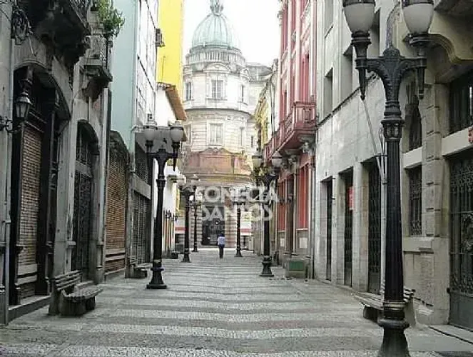 Vende-se Loja 4 pavimentos Centro Santos Cod: 646