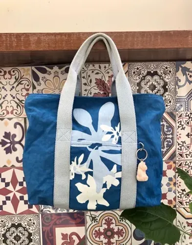 Bolsa original kipling estampada