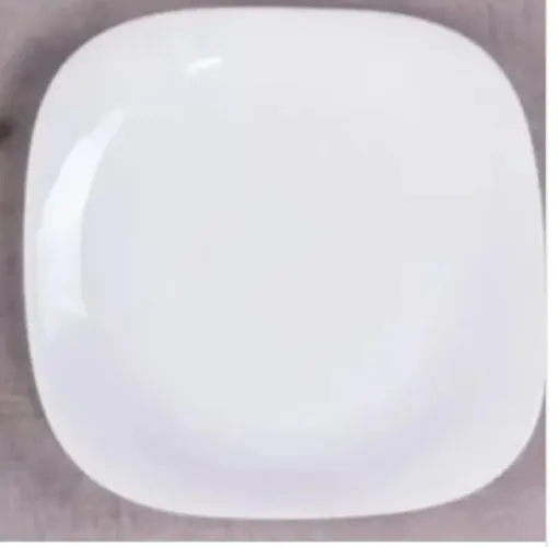 Jogo de pratos branco