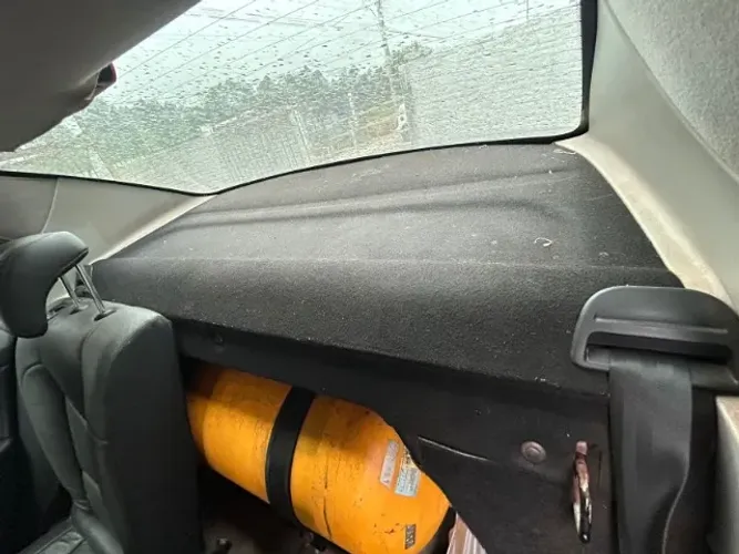 Tampao do som/Bagagito Peugeot 408 2011/2012