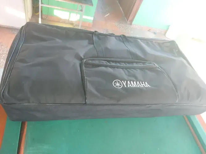 Vendo mesa Yamaha mgp32x