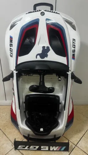 Carro elétrico infantil BMW M6