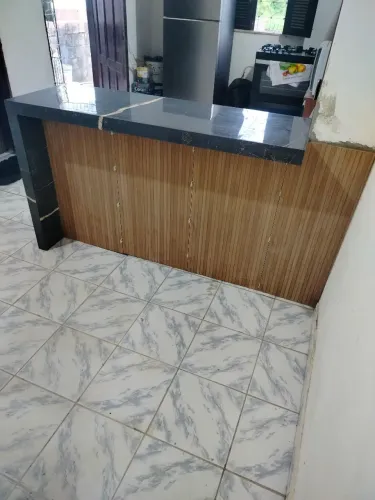 Balcão Americano revestido em Porcelanato 
