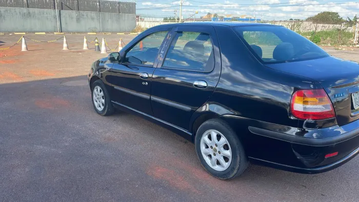 Fiat Siena ELX 1.0 MPI Fire 16V 4P (25 Anos) 2002