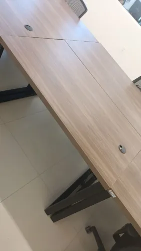 Mesa secretária Kappesberg sem gavetas