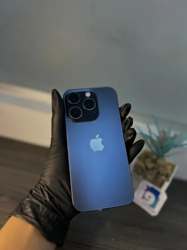 iPhone 15 Pro Titanium Azul 128GB 95% de saúde