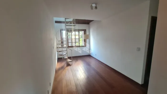 Cobertura a venda no bairro Rio Branco, Porto Alegre-RS