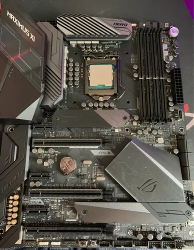 Kit i9 9900k + placa mae ASUS MAXIMUS HERO WIFI Z390 + memória 2x de 16gb
