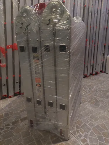 Escada Articulada 2x4 = 8 Degraus 
