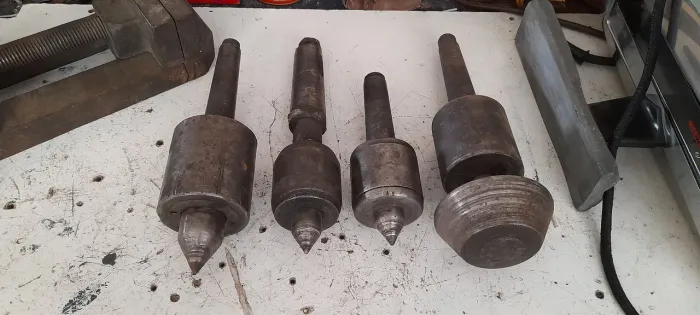 Ponteiras giratórias para torno mecânico