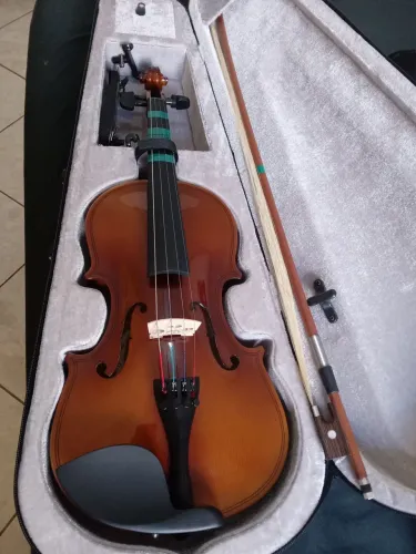 Violino,em ótimo estado. 