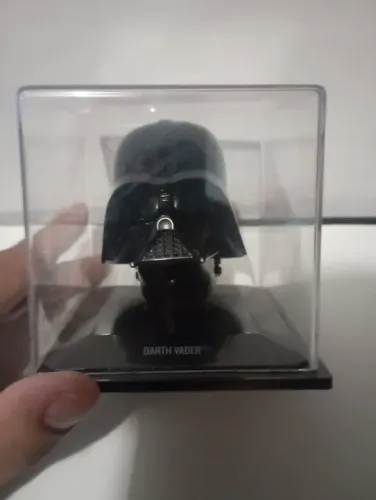 Capacete Darth Vader planeta de agostine
