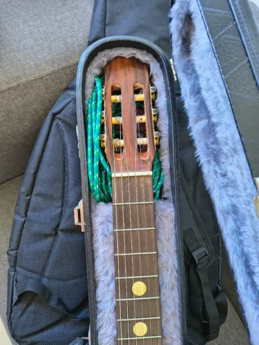 Violão artesanal Nylon, luthier Emanuel Carvalho, TS6 - 2012 - Com case - Usado.