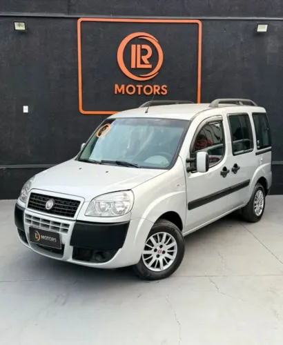 Fiat Doblo Essence 1.8 Flex 16V 5P 2012