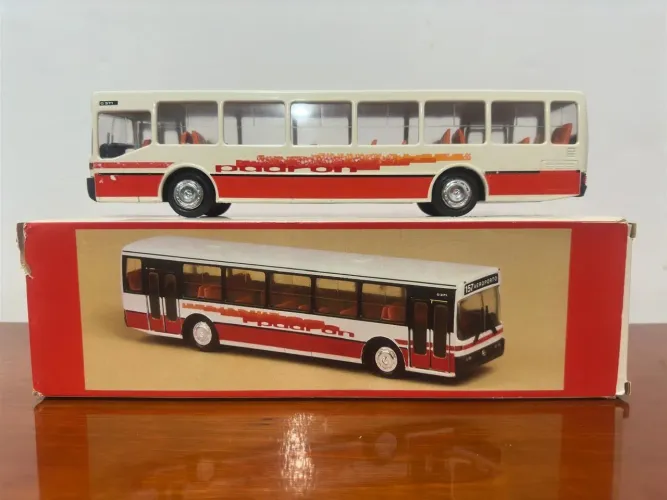 Miniatura Arpra Ônibus MB O-371 urbano 1/40 impecável 