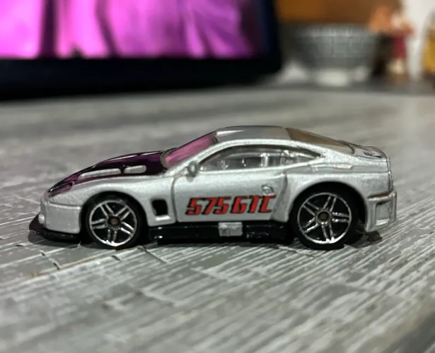 Ferrari 575 GTC 2006 Hot Wheels